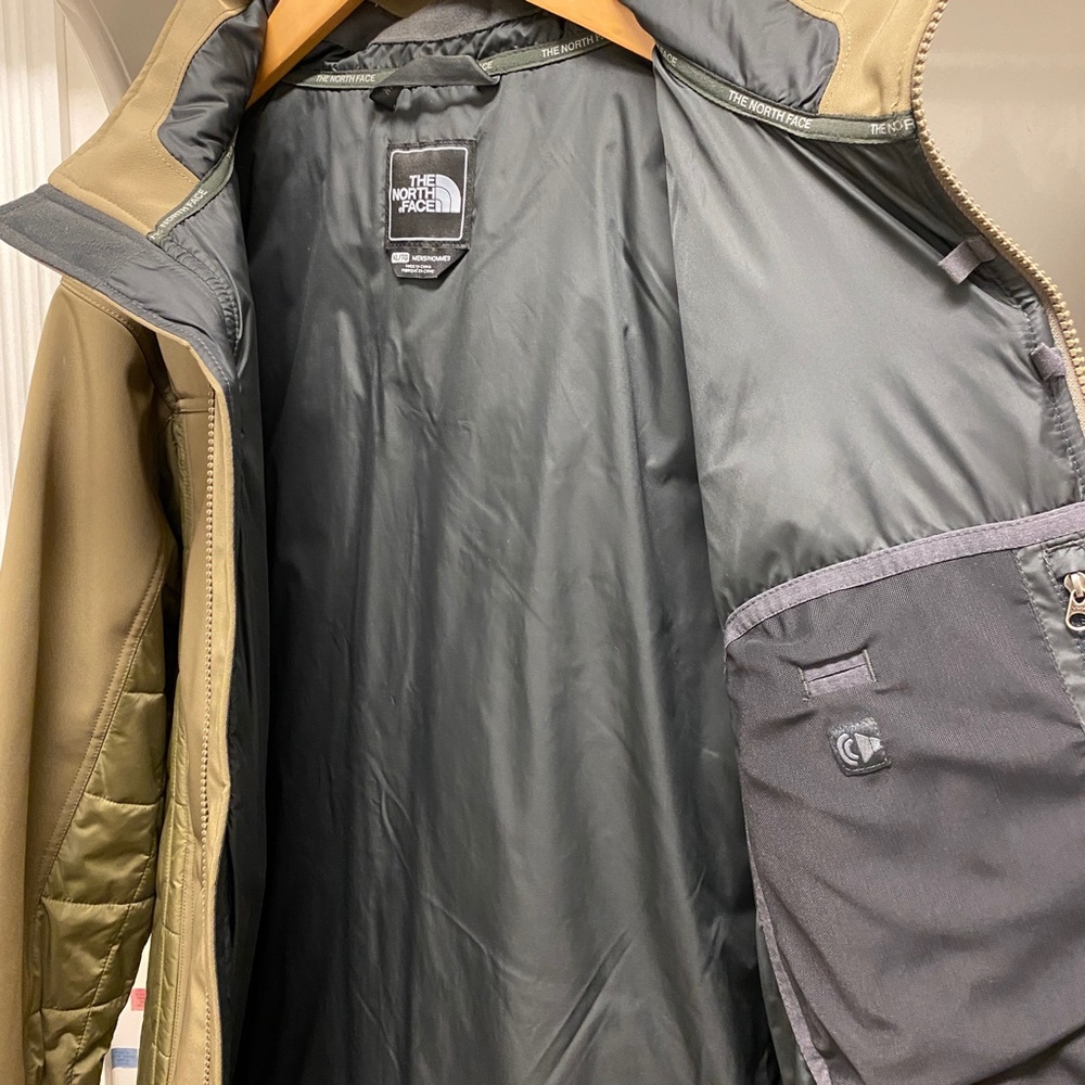 The North Face Vigilante Jacket - Cargo Green - XL - Picture 3 of 5